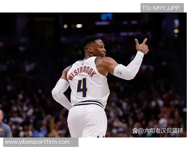 威少新赛季表现亮眼场均118分55板4助三分命中率高达50 威少新赛季表现亮眼场均118分55板4助三分命中率高达50