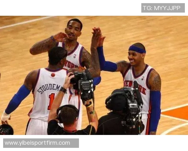 沃克谈离队原因:希望更多出场时间不后悔但不应在艰难时刻离开曼城 沃克谈离队原因:希望更多出场时间不后悔但不应在艰难时刻离开曼城