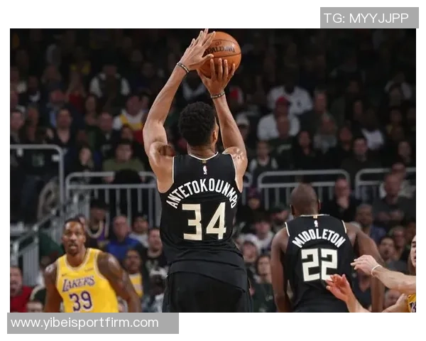 字母哥半场表现抢眼13分钟内砍下14分5篮板罚球全中展现实力